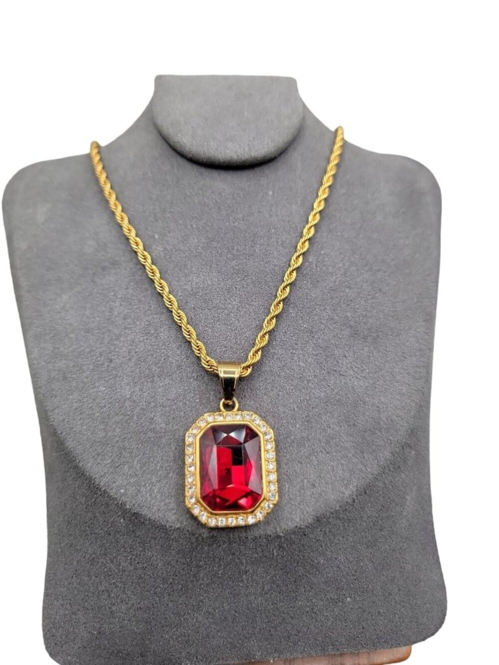 Gold Plated Red Crystal Pendant Necklace Diamante Accents 19" Twisted Rope Chain